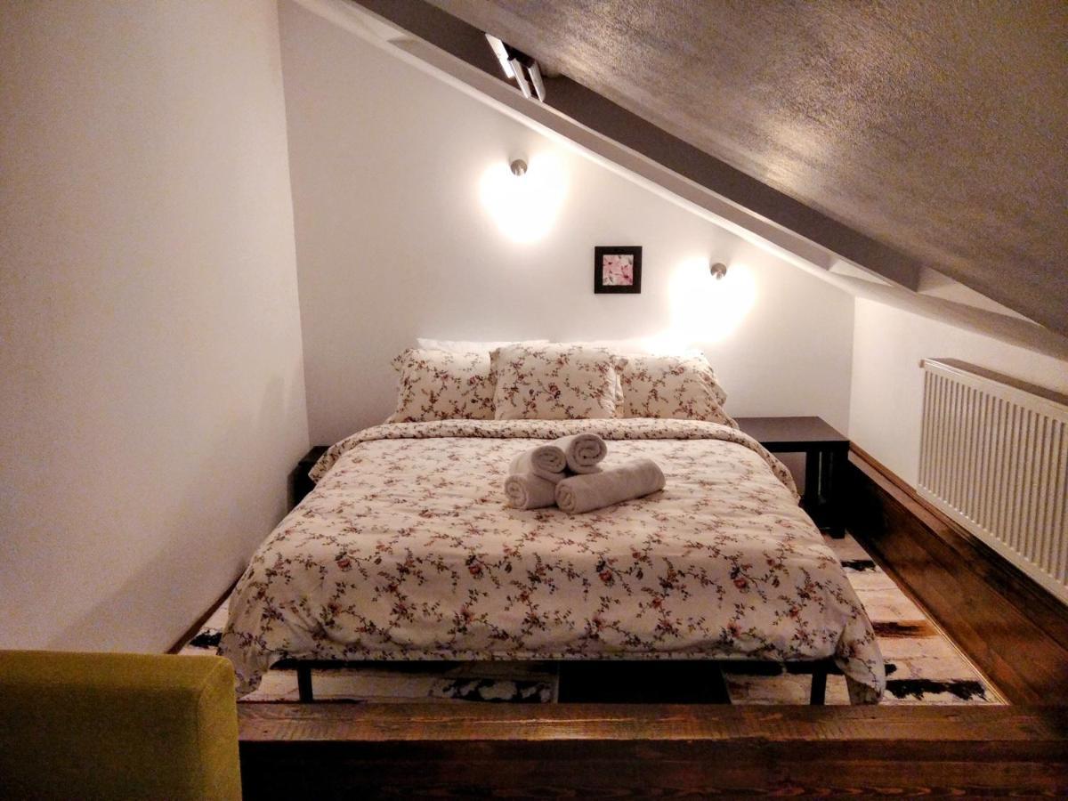 Lovely Central Apartment Брашов Экстерьер фото