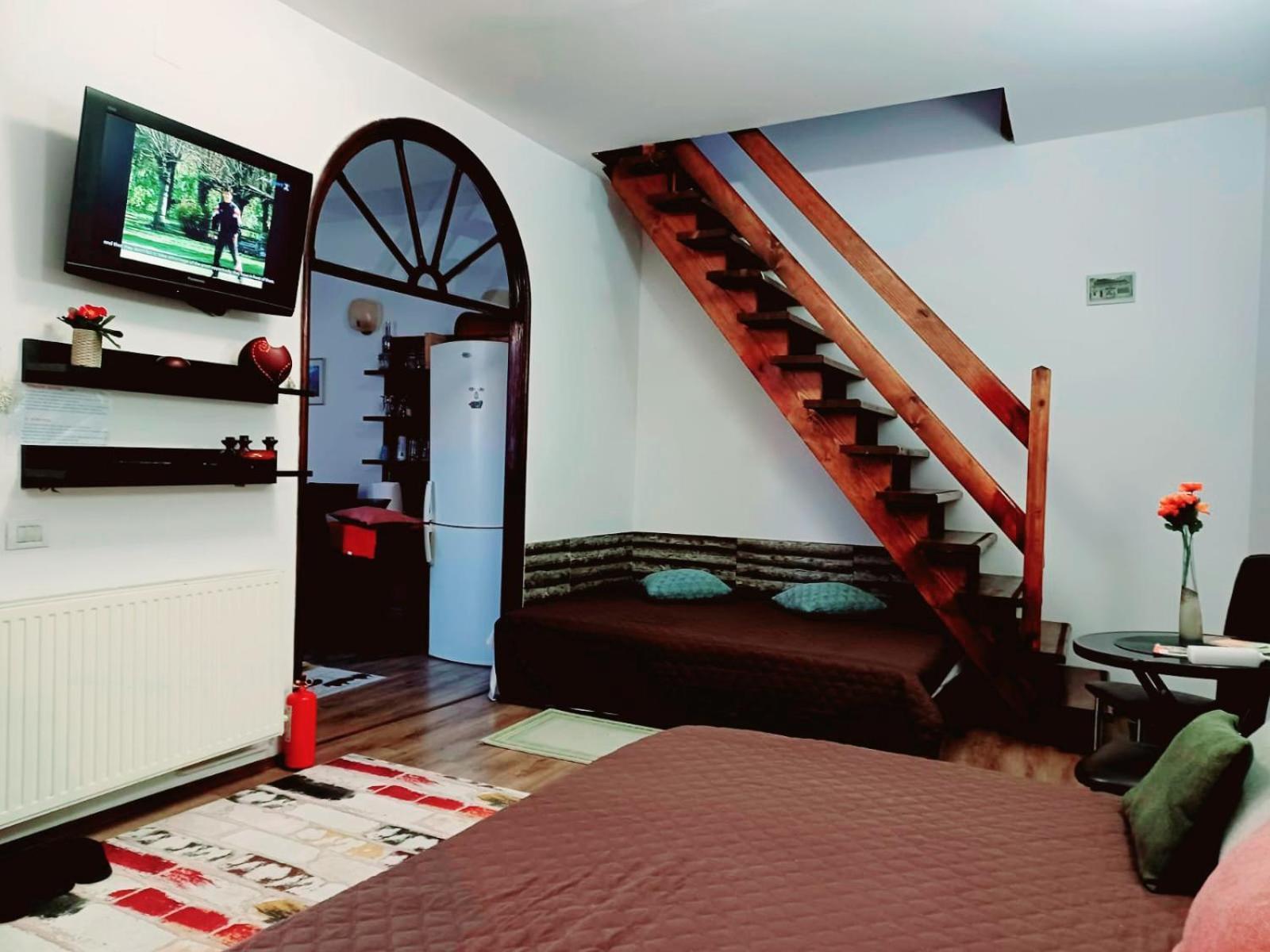 Lovely Central Apartment Брашов Экстерьер фото
